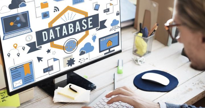 TRAINING MENGELOLA DATABASE PELANGGAN